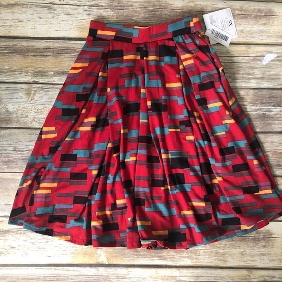 LularoeāMadisonāSkirt - Picture 1 of 5